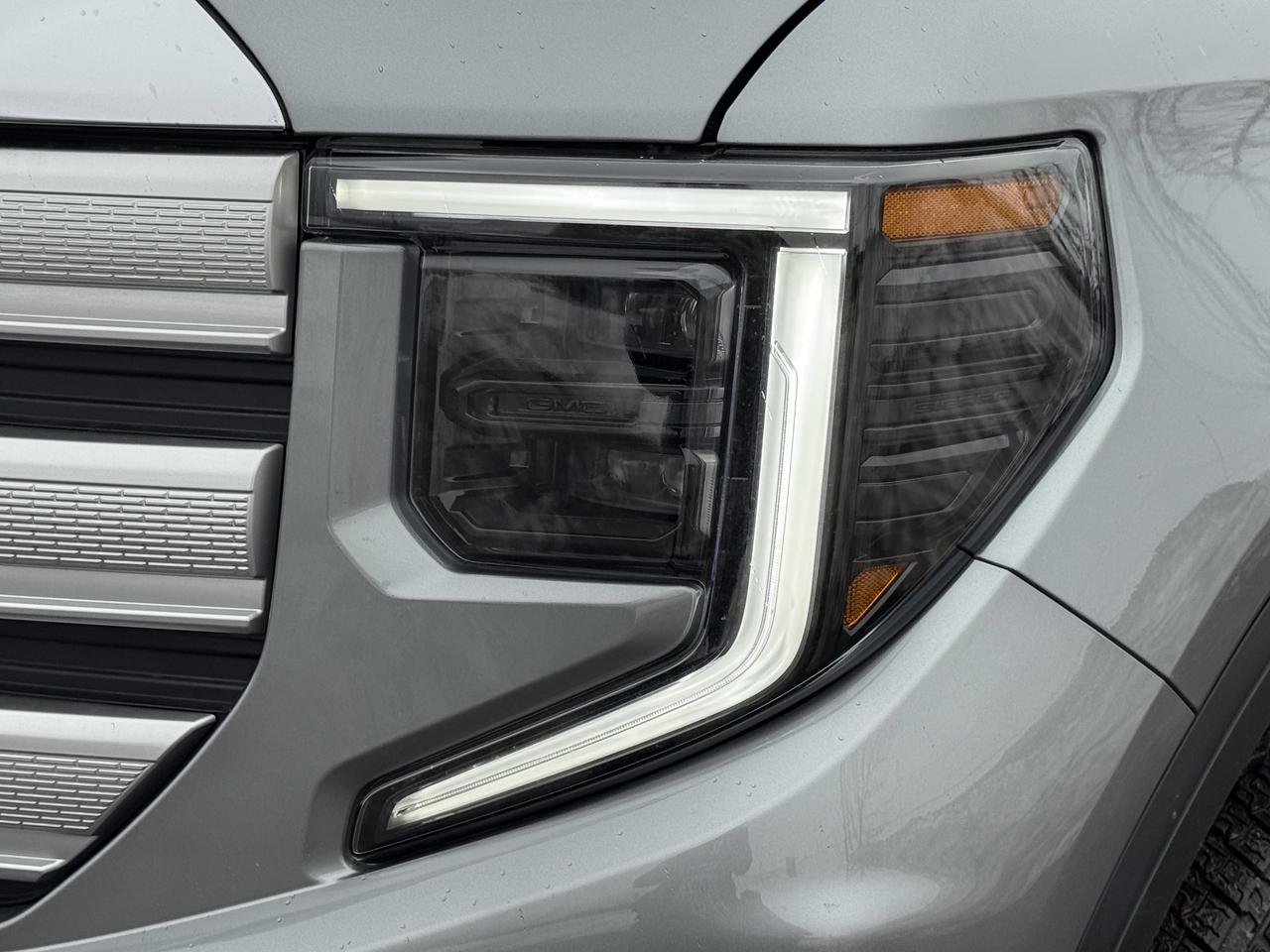 2026 GMC Sierra 1500 SLE Photo