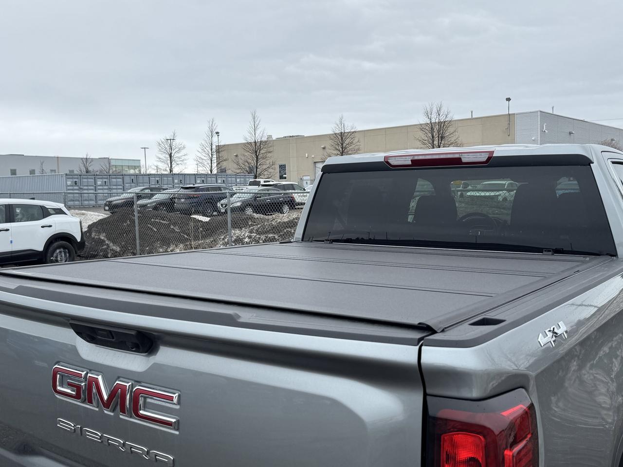 2026 GMC Sierra 1500 SLE Photo
