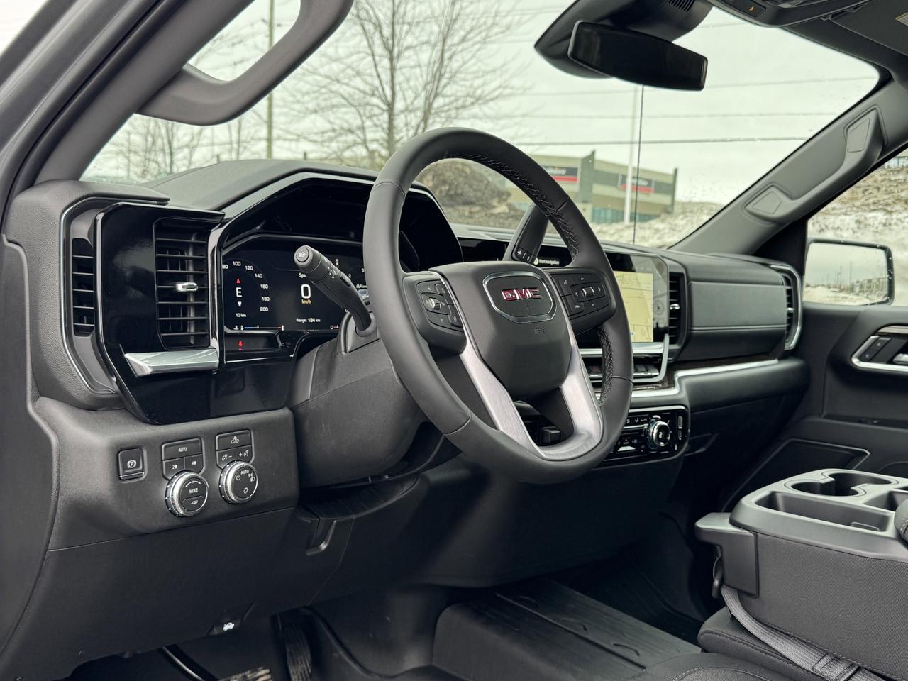 2026 GMC Sierra 1500 SLE Photo