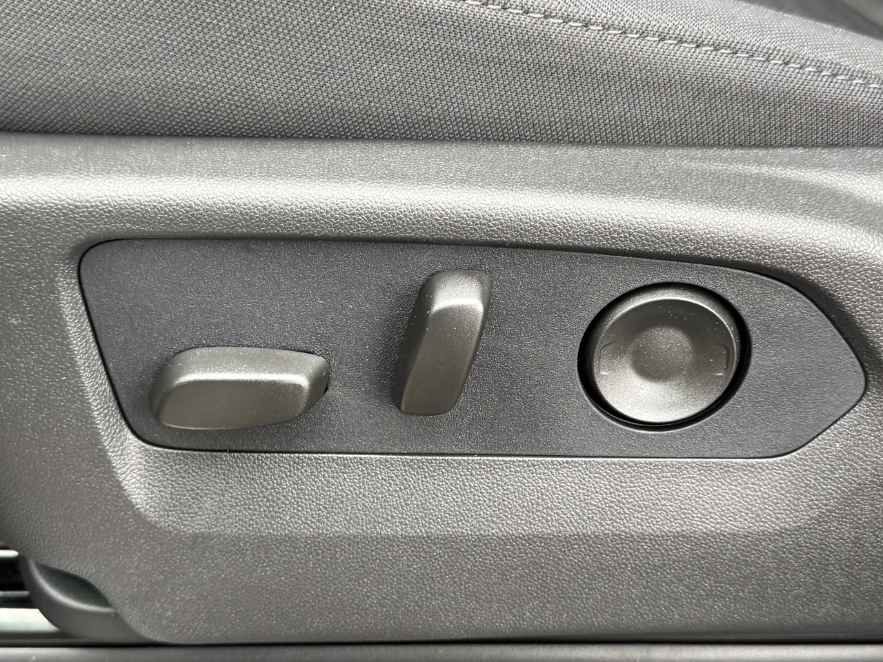 2026 GMC Sierra 1500 SLE Photo