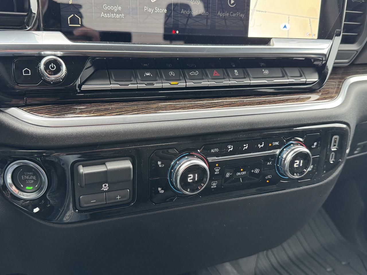 2026 GMC Sierra 1500 SLE Photo