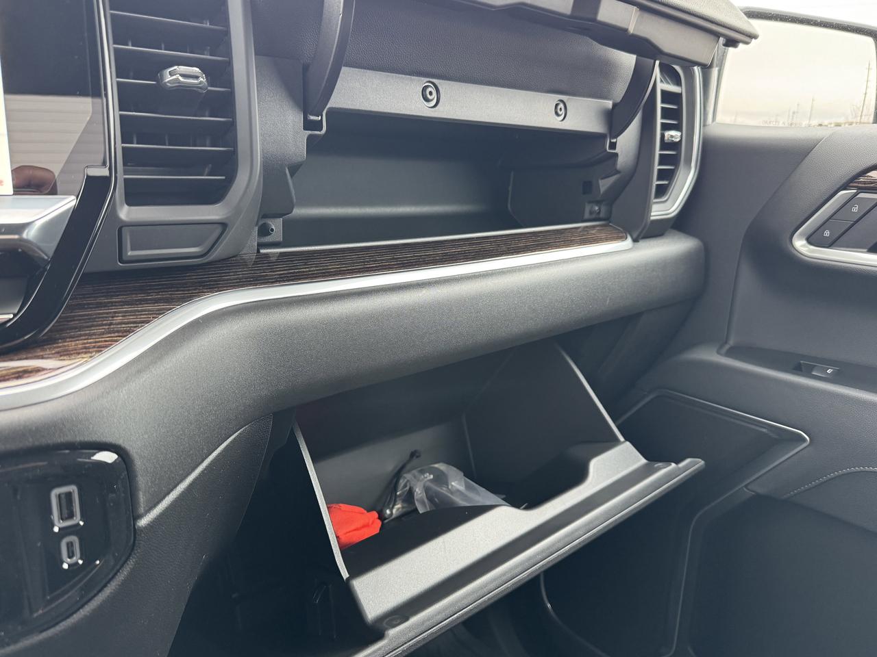 2026 GMC Sierra 1500 SLE Photo