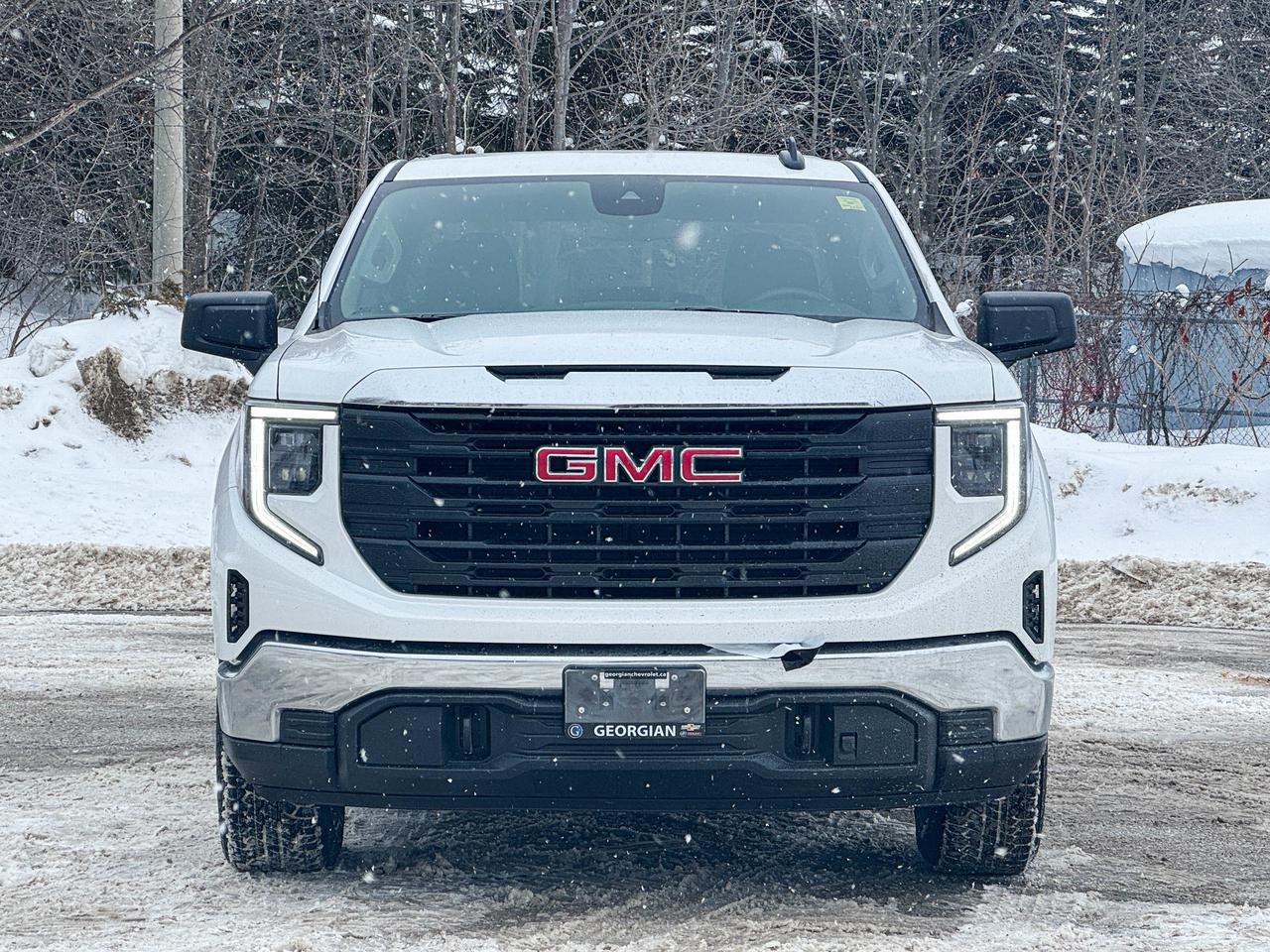 2026 GMC Sierra 1500 PRO Photo4