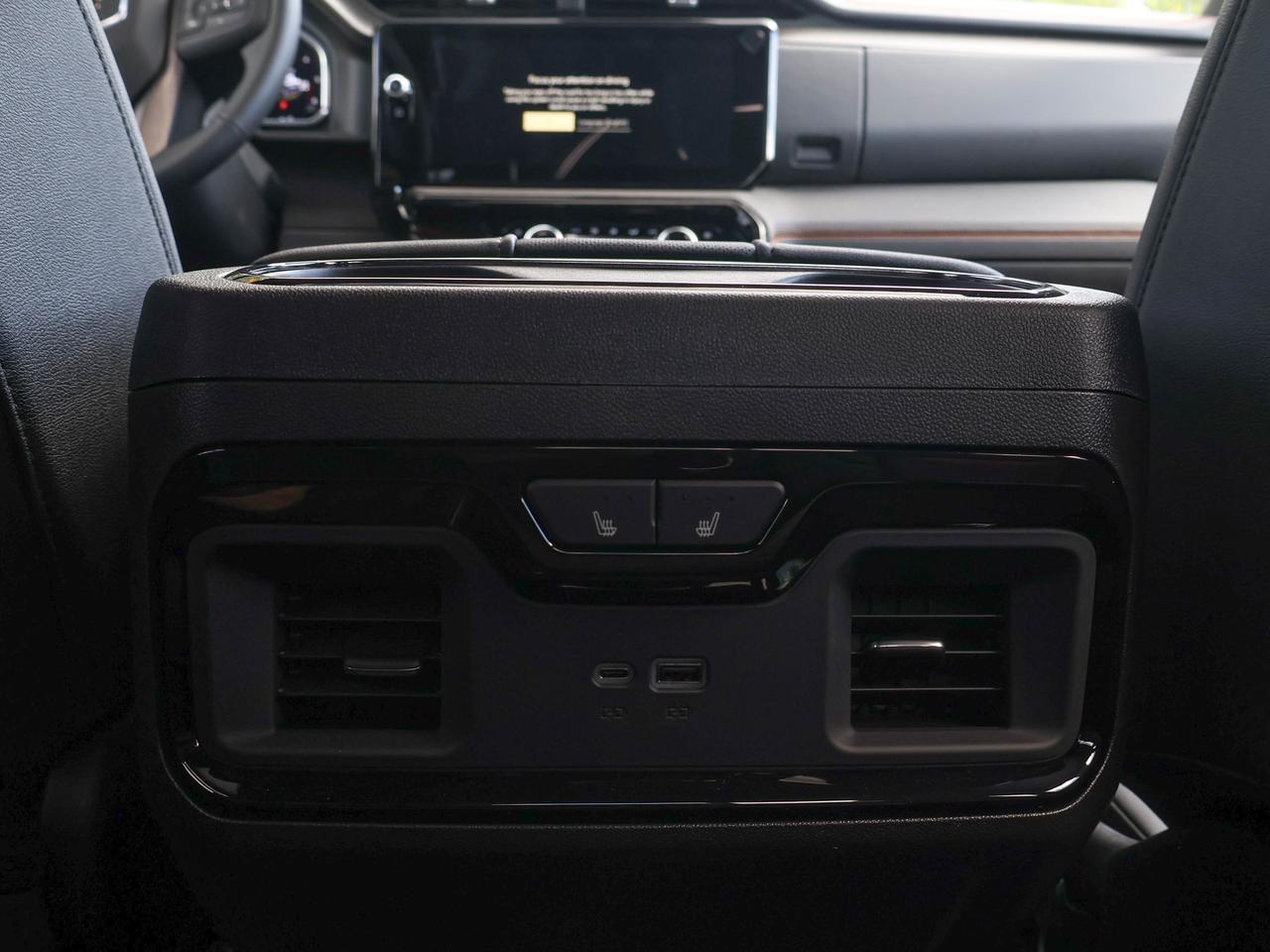 2026 GMC Sierra 1500 AT4 Photo