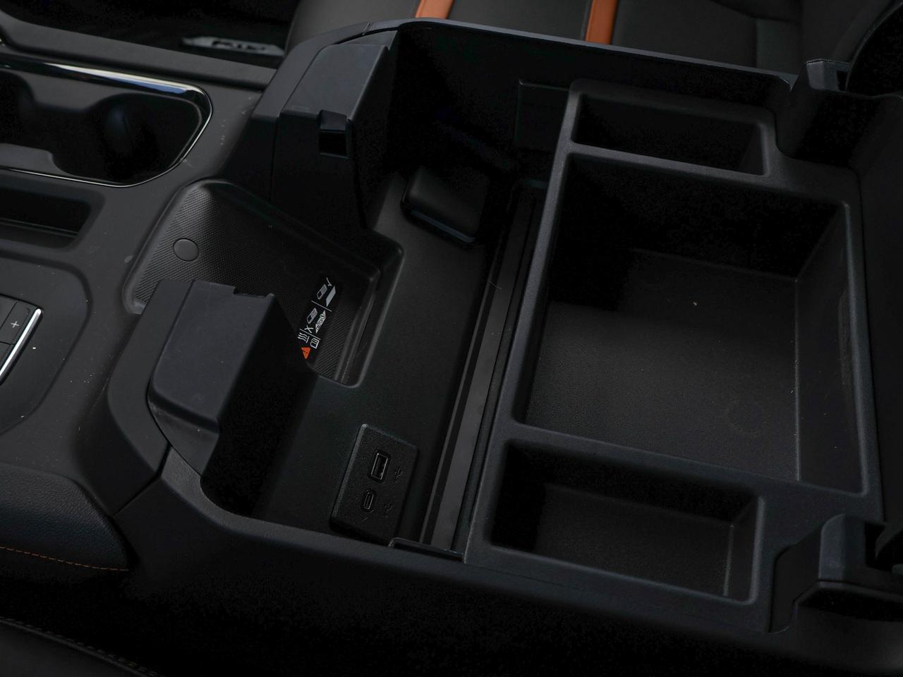2026 GMC Sierra 1500 AT4 Photo