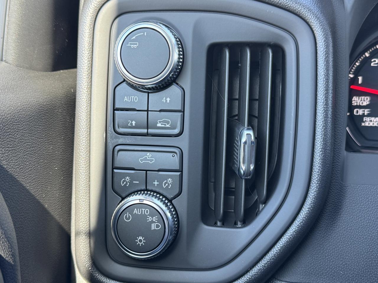 2026 GMC Sierra 1500 PRO Photo