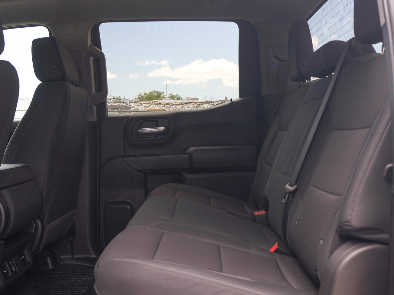 2026 GMC Sierra 1500 PRO Photo
