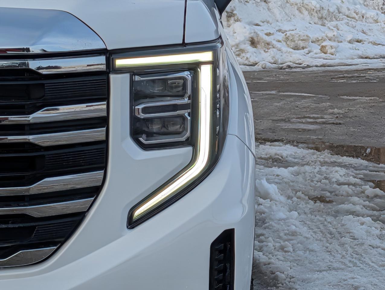 2026 GMC Sierra 1500 SLT Photo