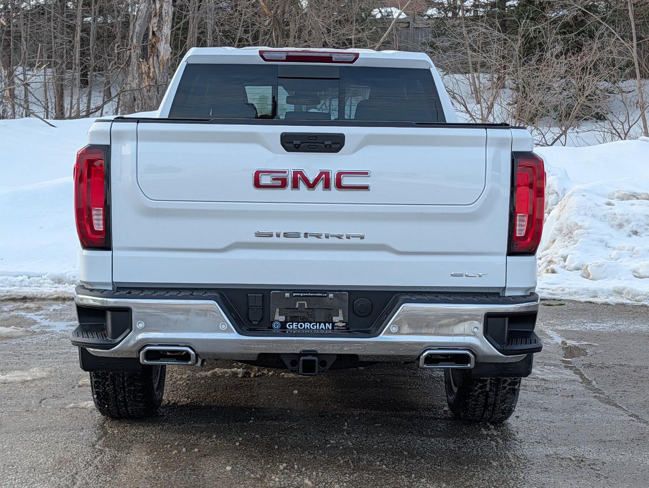 2026 GMC Sierra 1500 SLT Photo