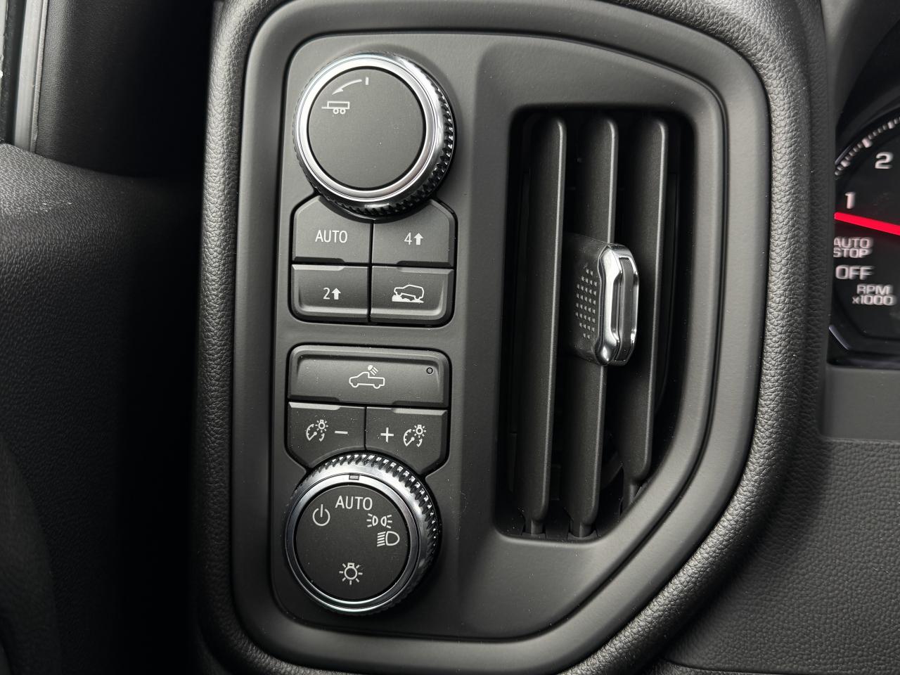 2026 GMC Sierra 1500 PRO Photo