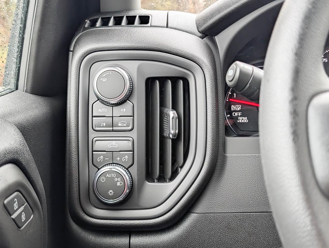 2026 GMC Sierra 1500 PRO Photo
