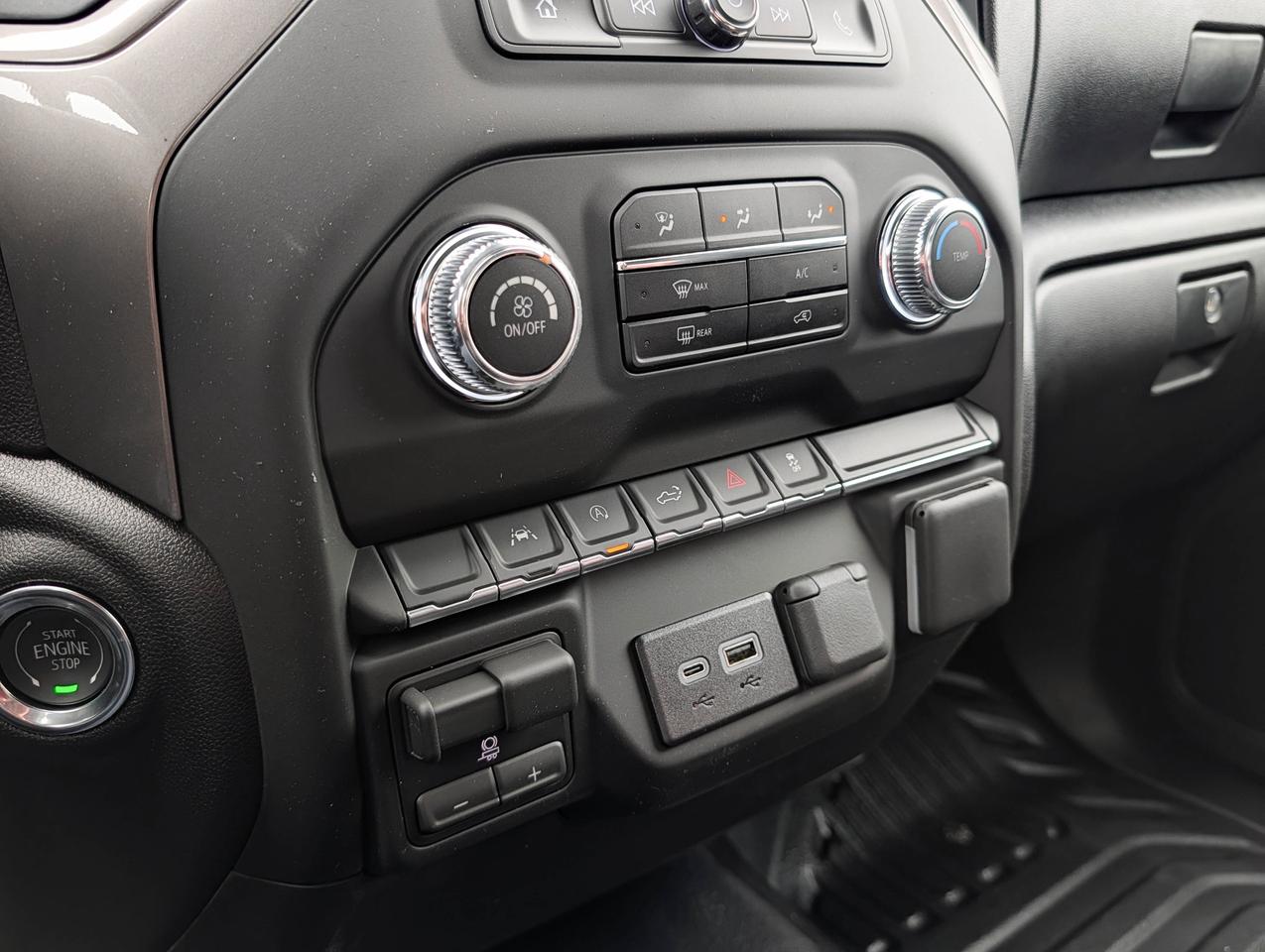 2026 GMC Sierra 1500 PRO Photo