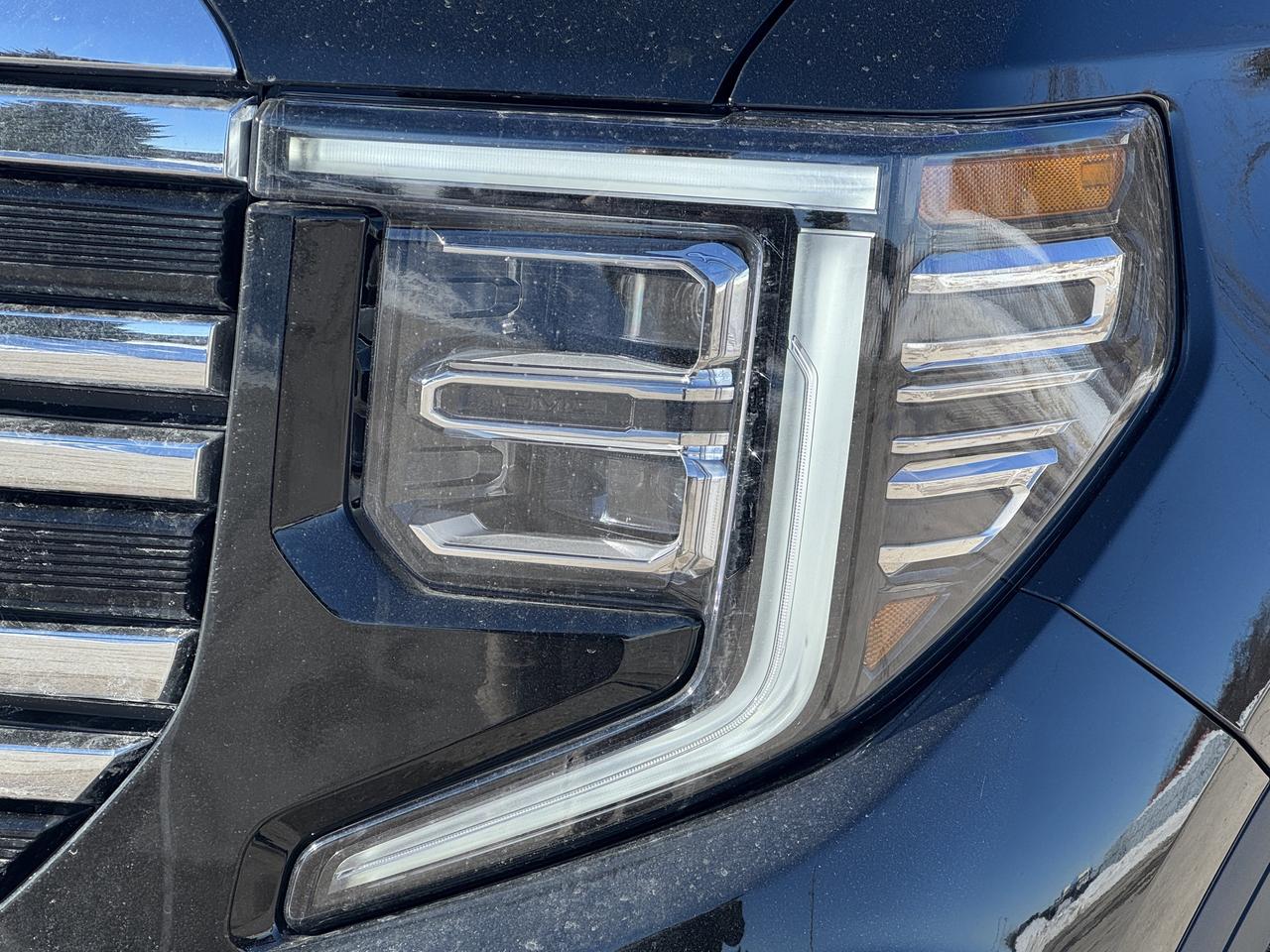 2026 GMC Sierra 1500 SLT Photo