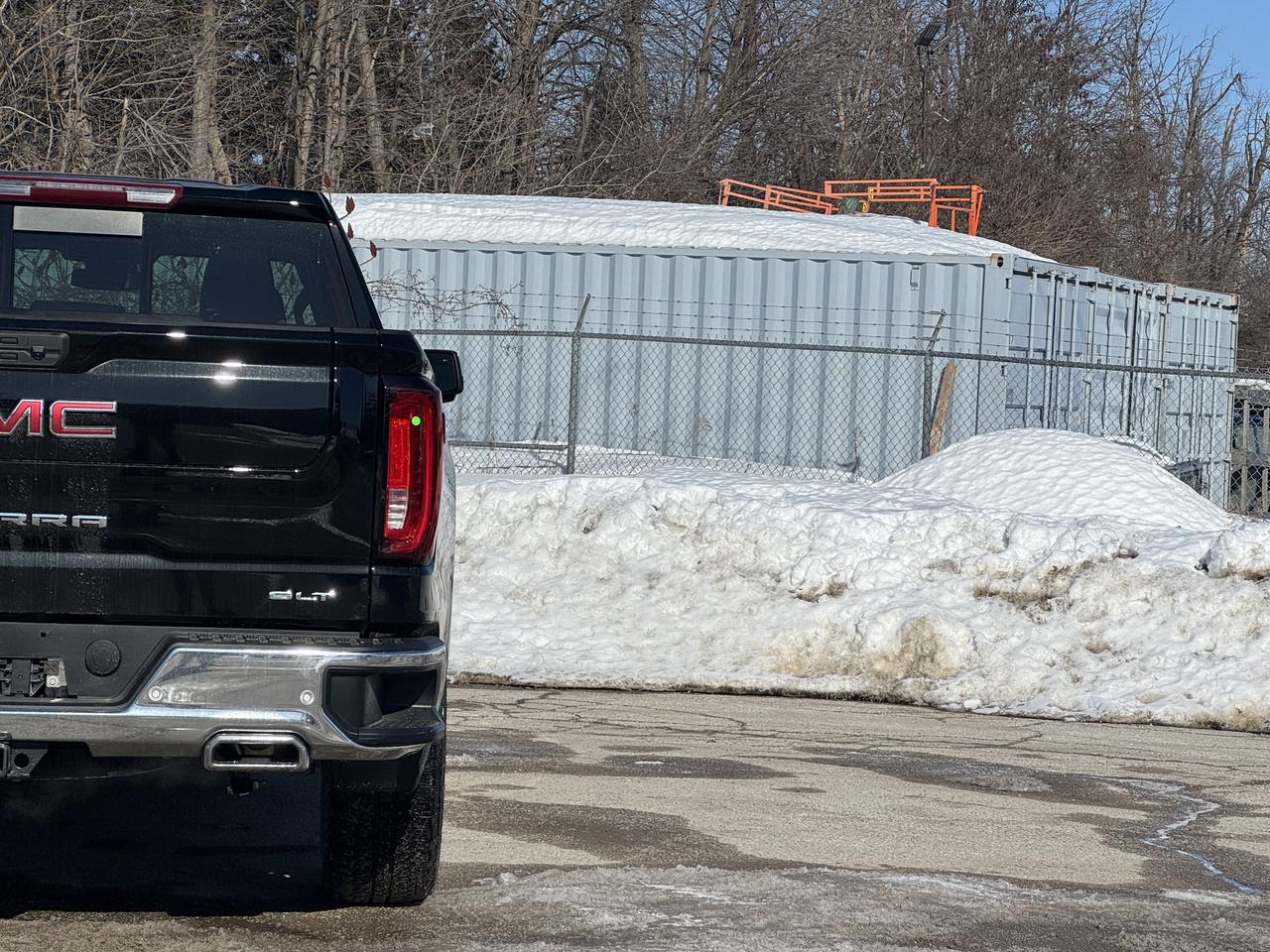 2026 GMC Sierra 1500 SLT Photo