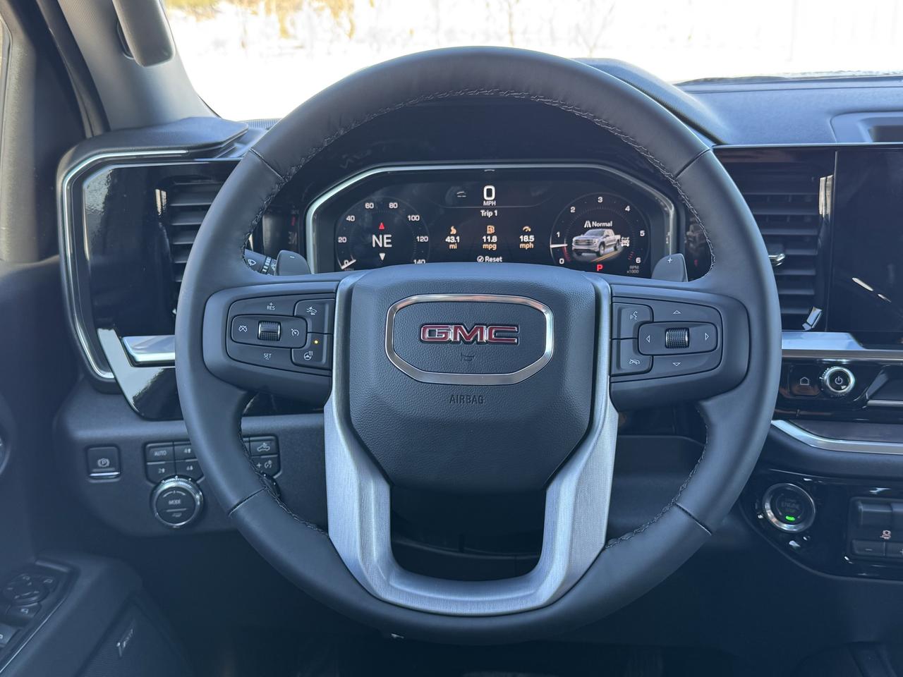 2026 GMC Sierra 1500 SLT Photo