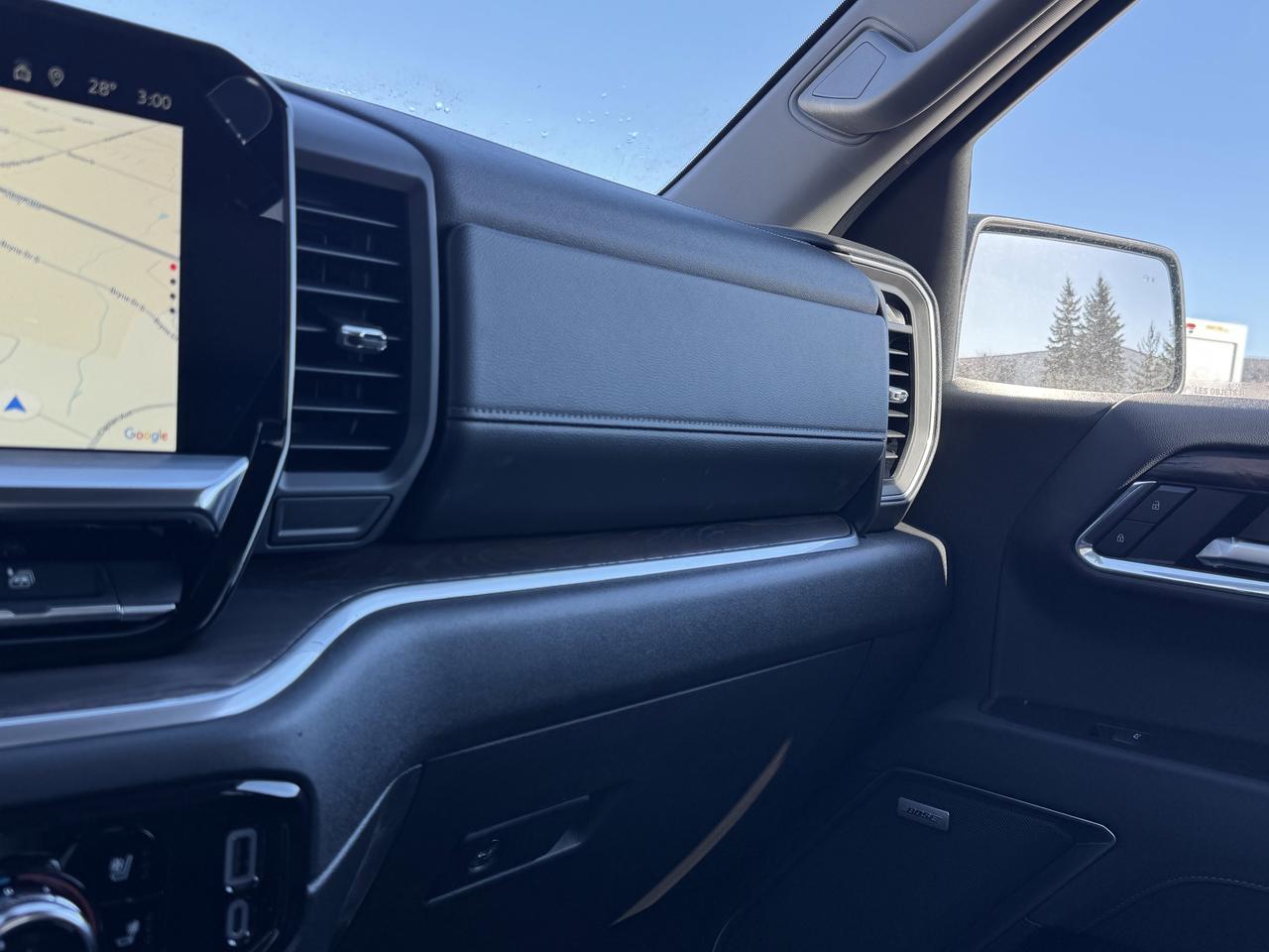 2026 GMC Sierra 1500 SLT Photo