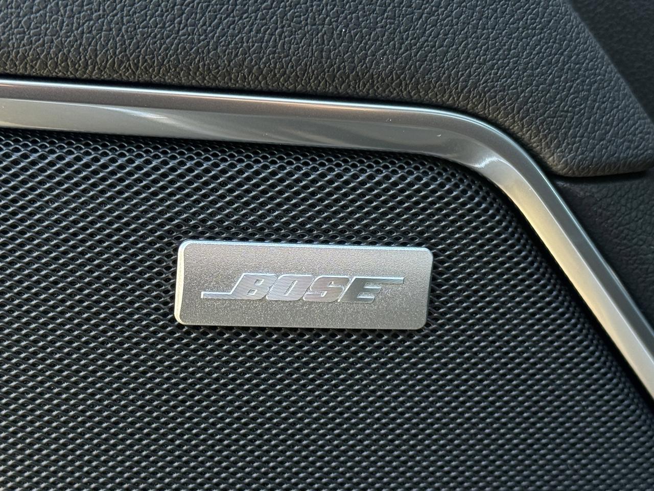 2026 GMC Sierra 1500 SLT Photo