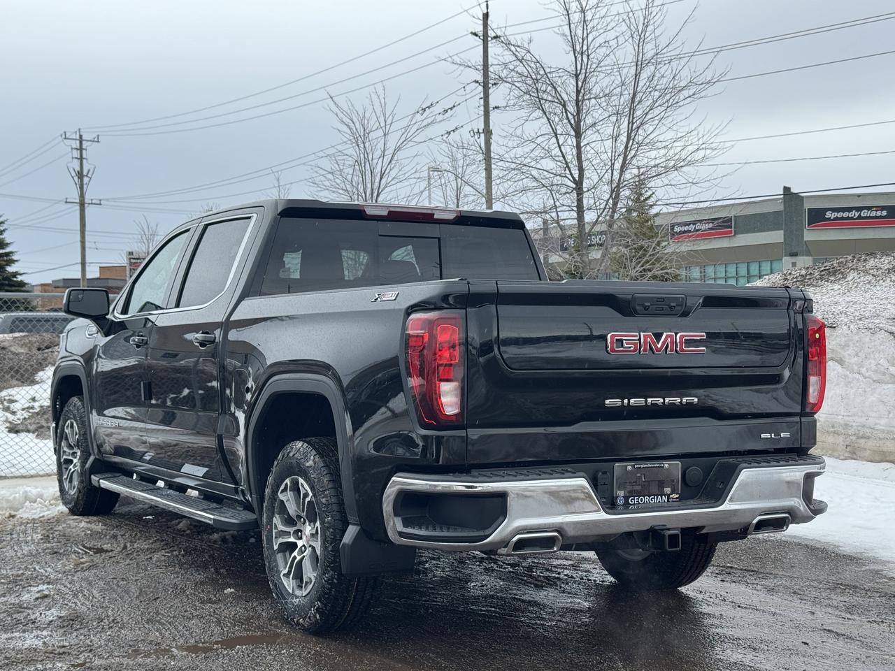 2026 GMC Sierra 1500 SLE Photo