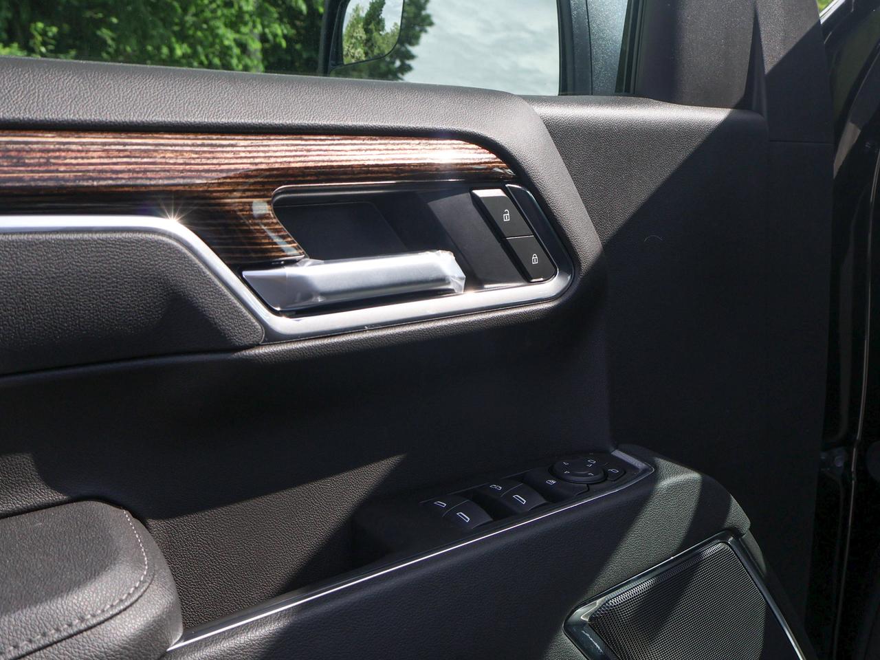 2026 GMC Sierra 1500 SLE Photo