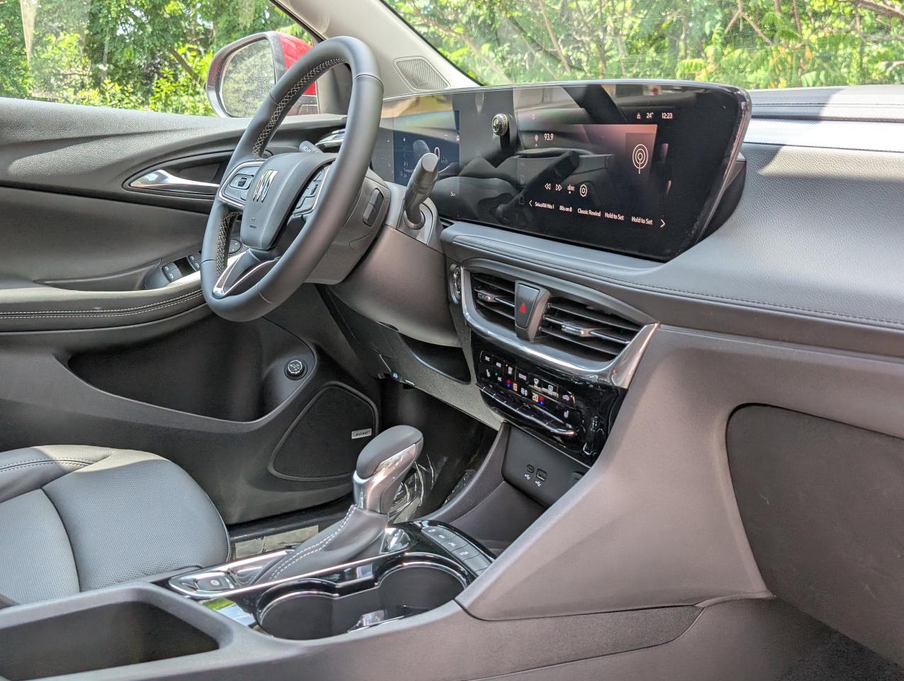 2026 Buick Encore GX Avenir Photo