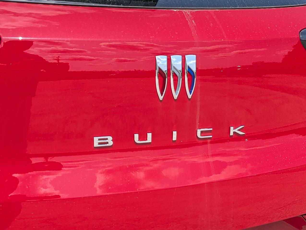 2026 Buick Encore GX Avenir Photo