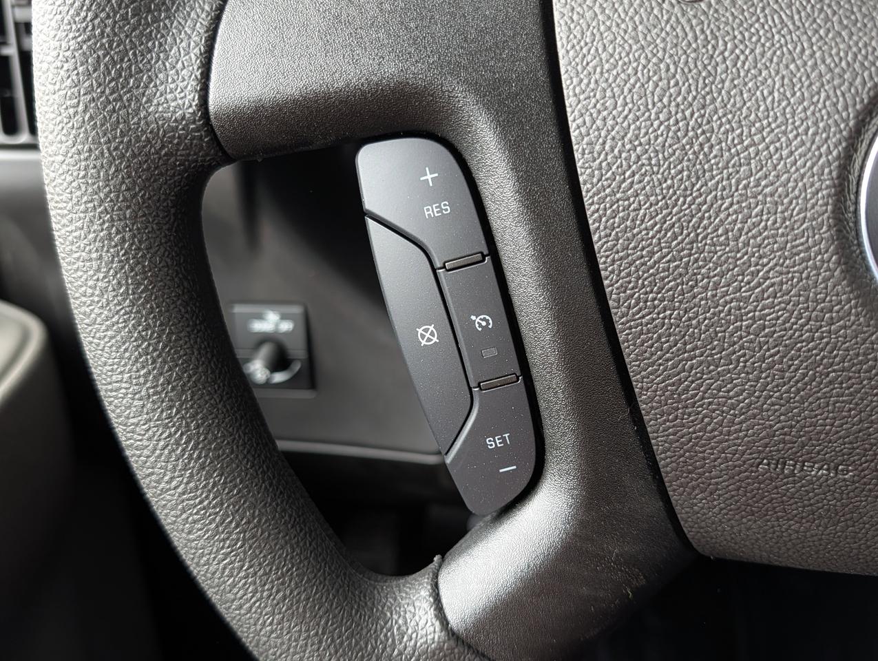 2026 Chevrolet Express Cargo Van  Photo