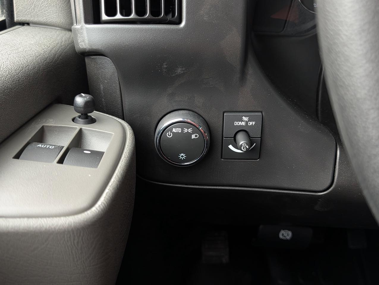 2026 Chevrolet Express Cargo Van  Photo