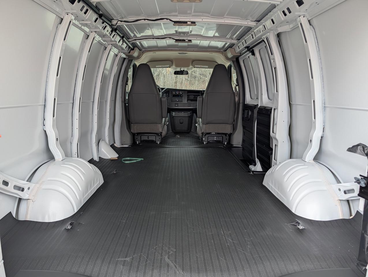 2026 Chevrolet Express Cargo Van  Photo