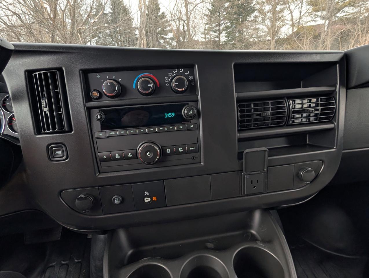 2026 Chevrolet Express Cargo Van  Photo