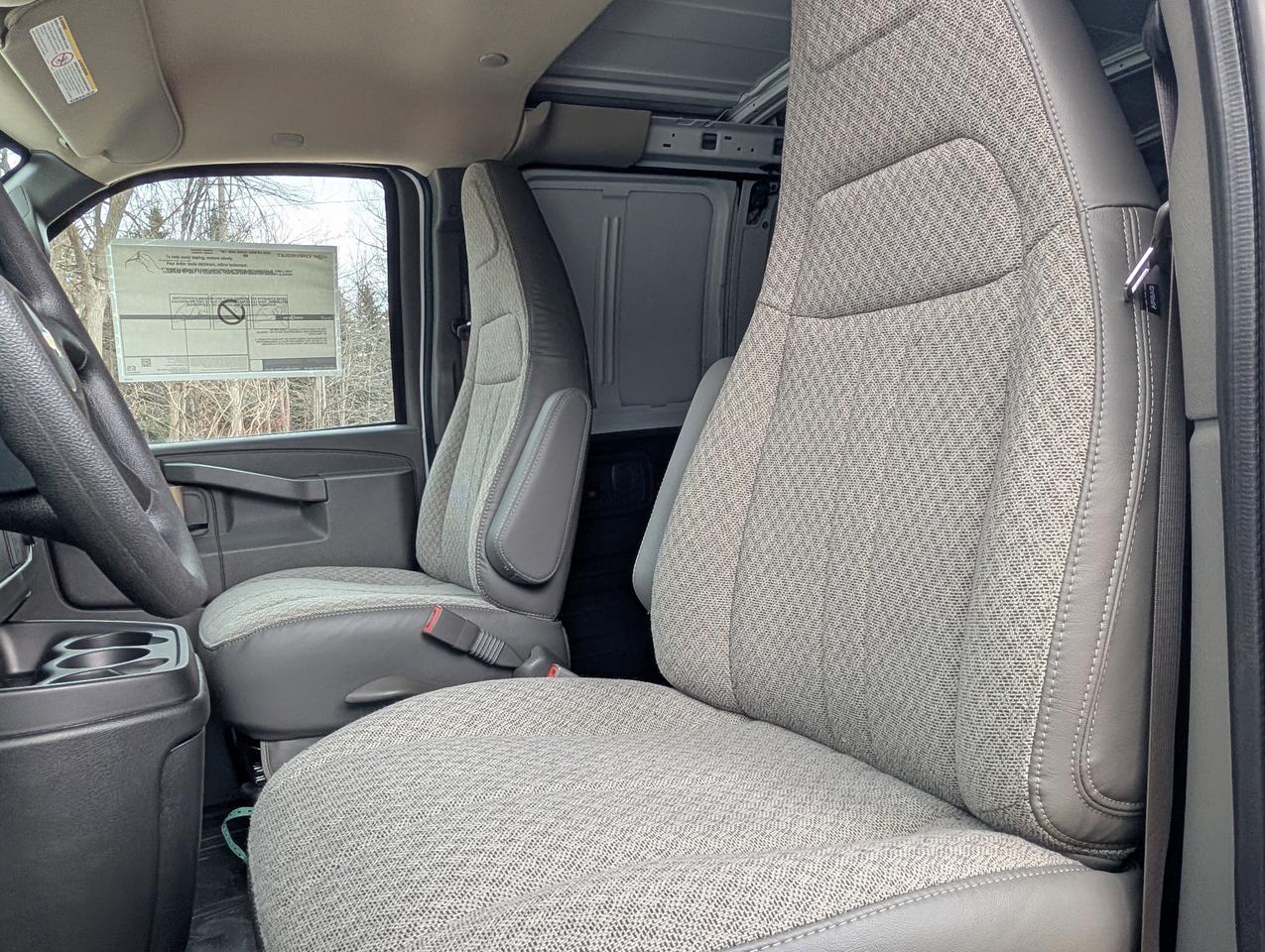 2026 Chevrolet Express Cargo Van  Photo