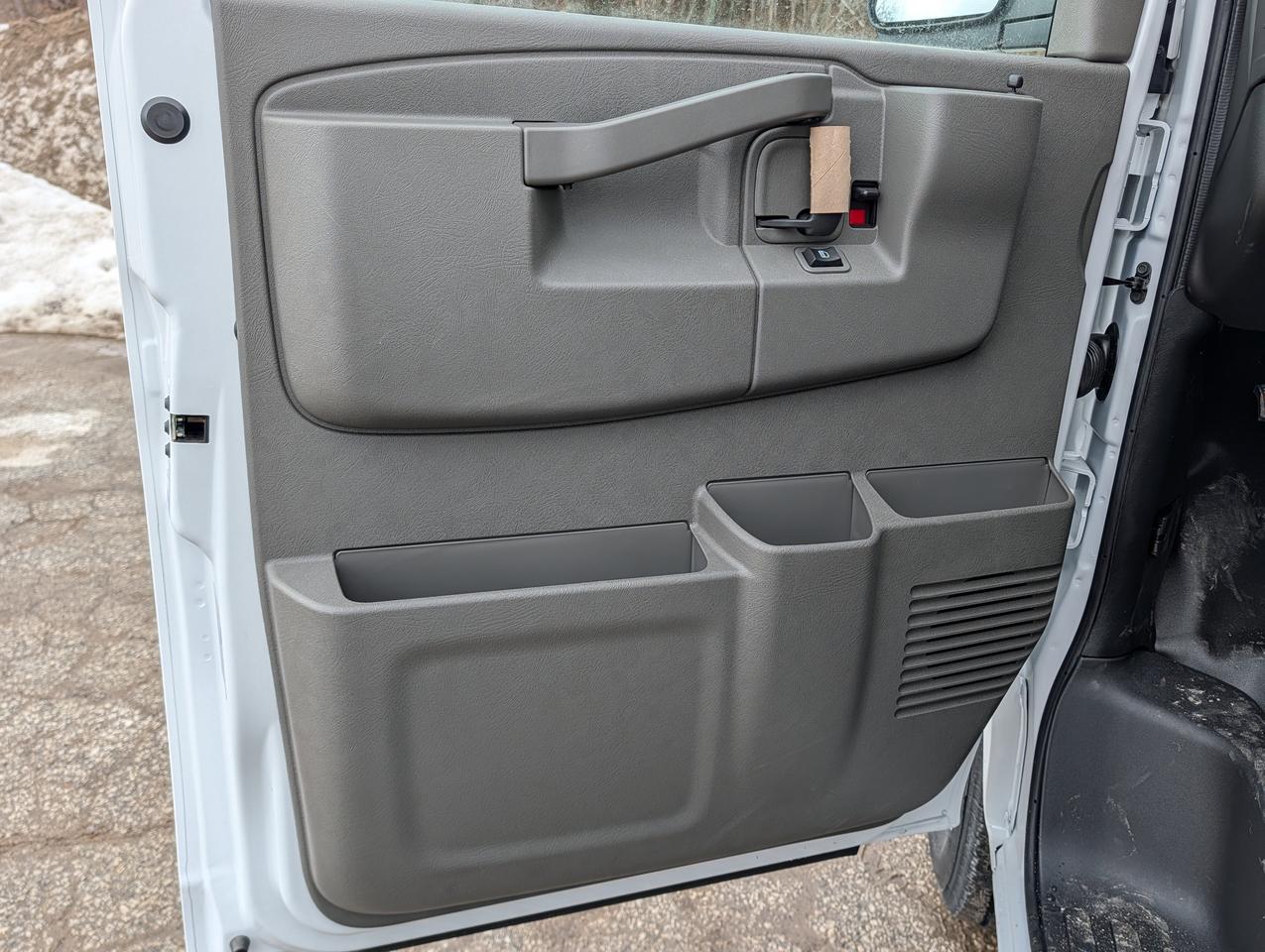 2026 Chevrolet Express Cargo Van  Photo