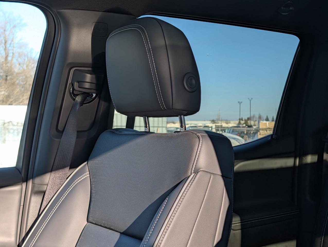 2025 Chevrolet Silverado EV Extended Range LT Photo