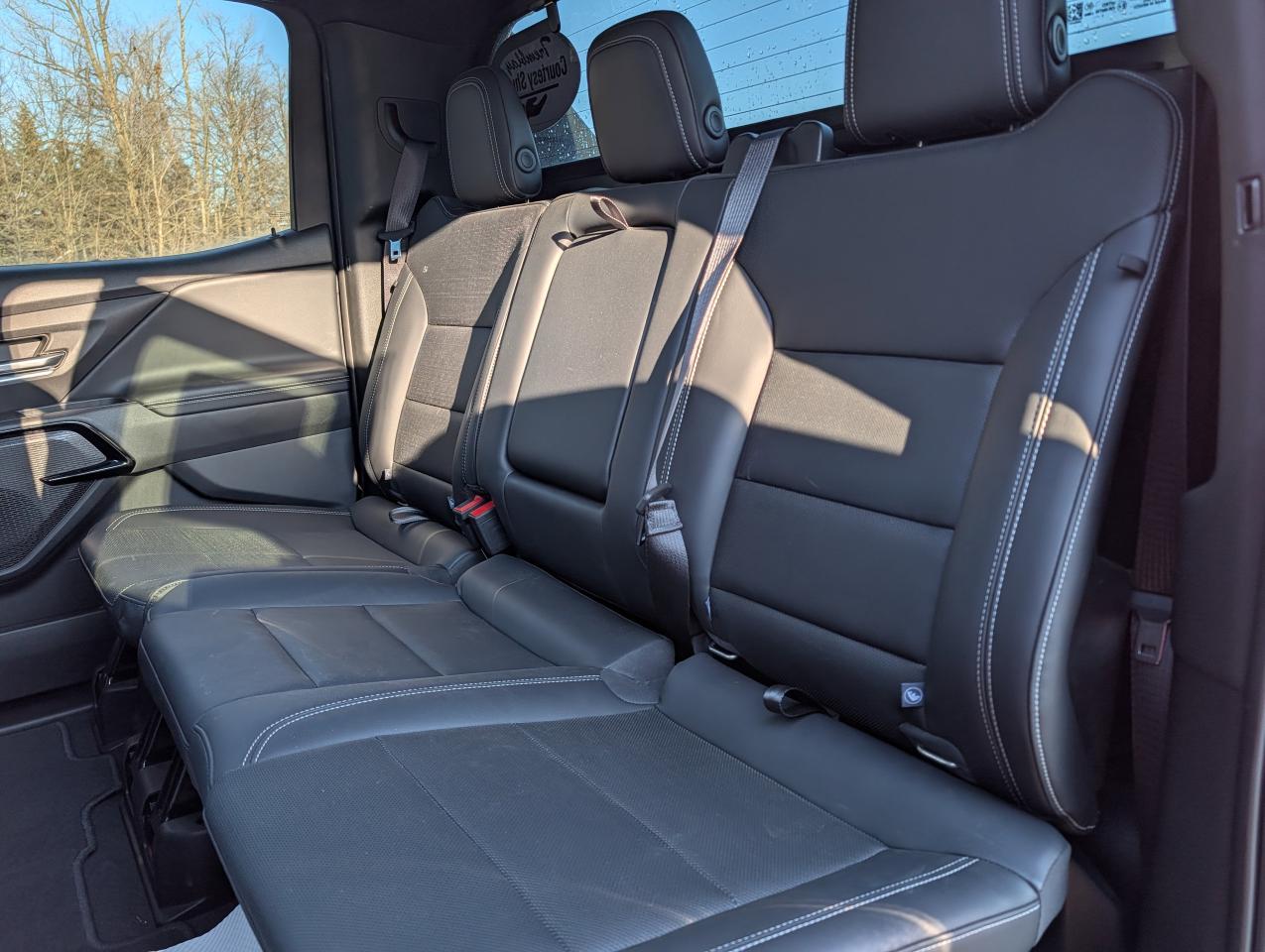 2025 Chevrolet Silverado EV Extended Range LT Photo