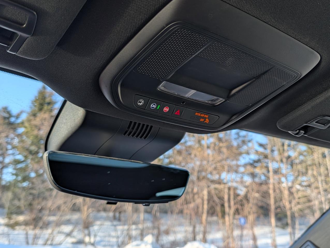 2025 Chevrolet Silverado EV Extended Range LT Photo