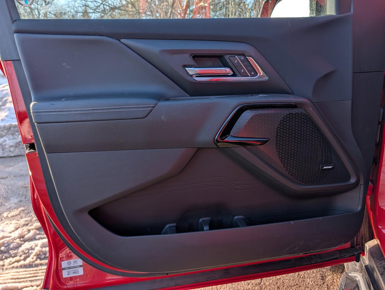 2025 Chevrolet Silverado EV Extended Range LT Photo