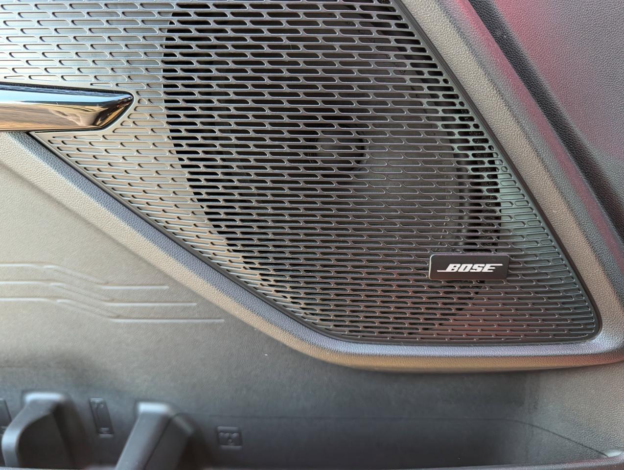 2025 Chevrolet Silverado EV Extended Range LT Photo