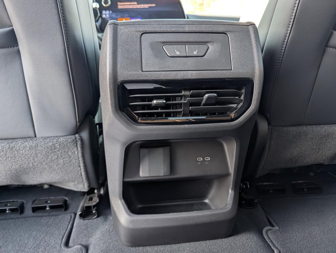 2025 Chevrolet Silverado EV Extended Range LT Photo