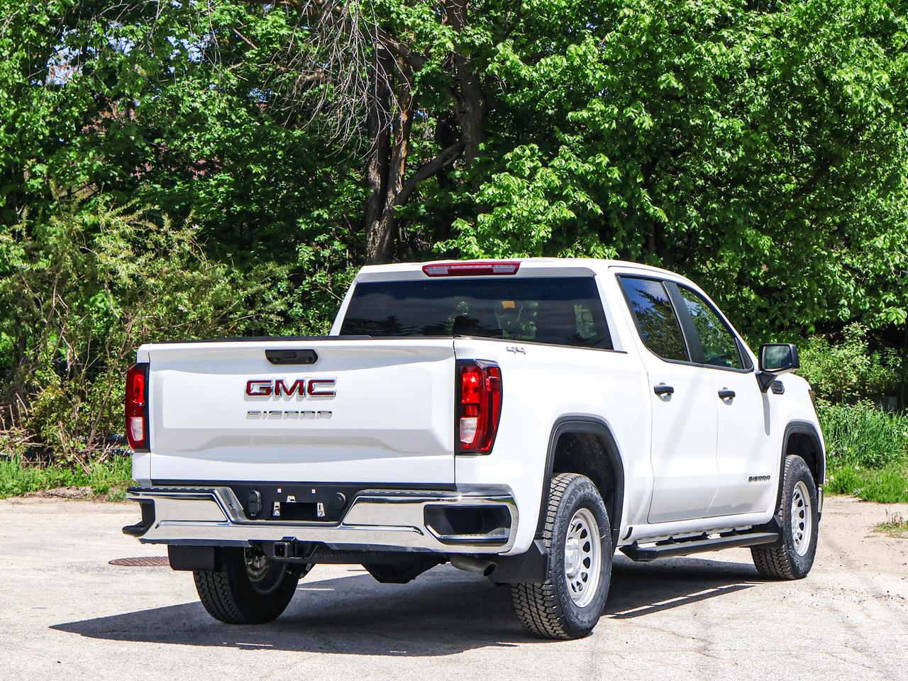 2026 GMC Sierra 1500 PRO Photo