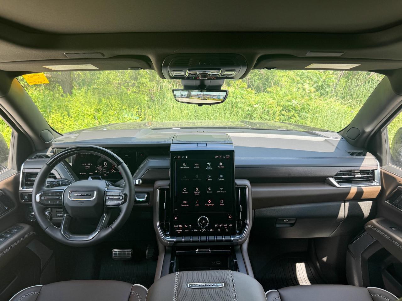 2026 GMC Yukon XL Denali Ultimate Photo