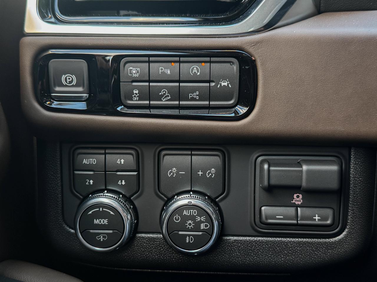 2026 GMC Yukon XL Denali Ultimate Photo