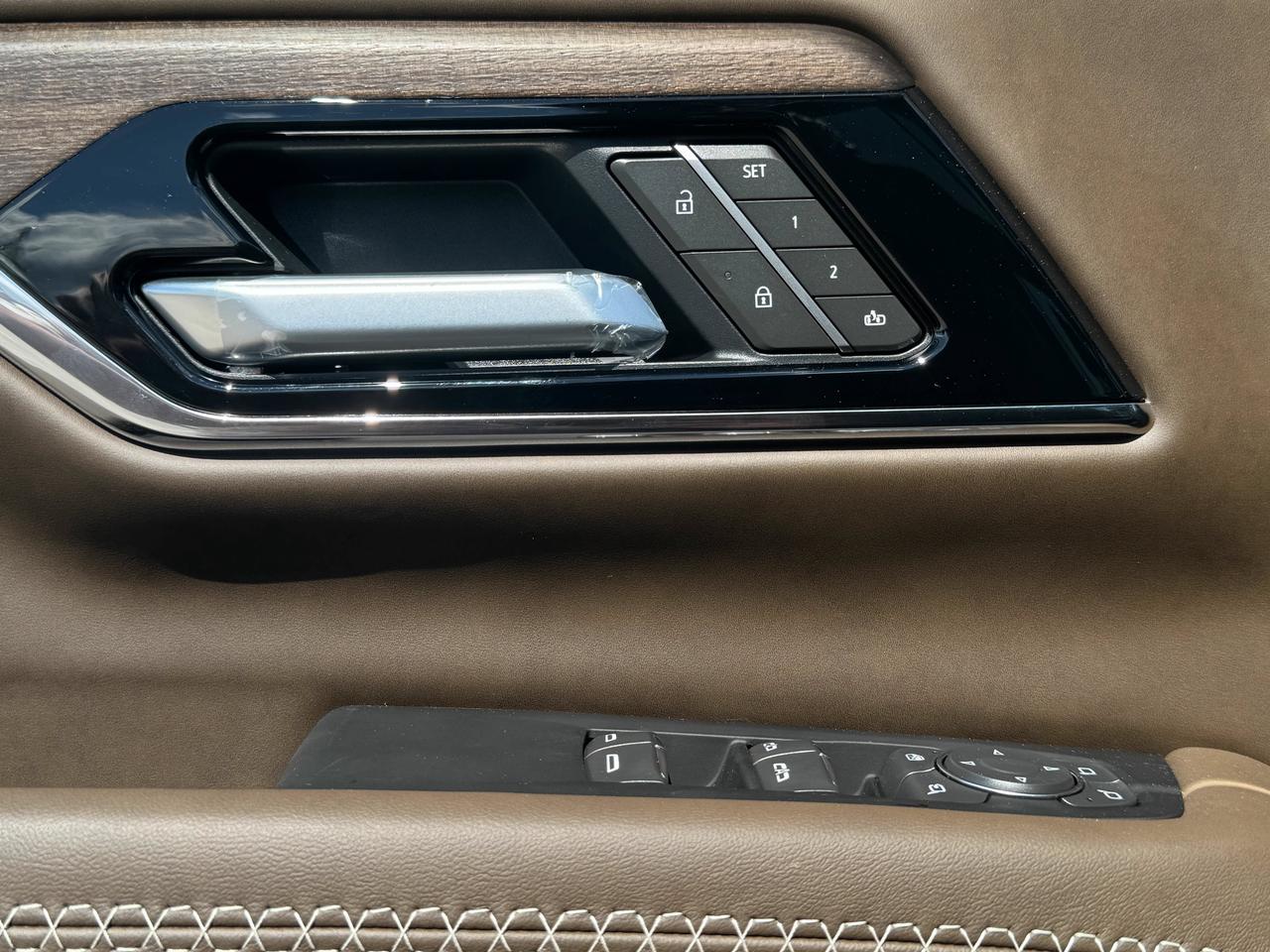 2026 GMC Yukon XL Denali Ultimate Photo