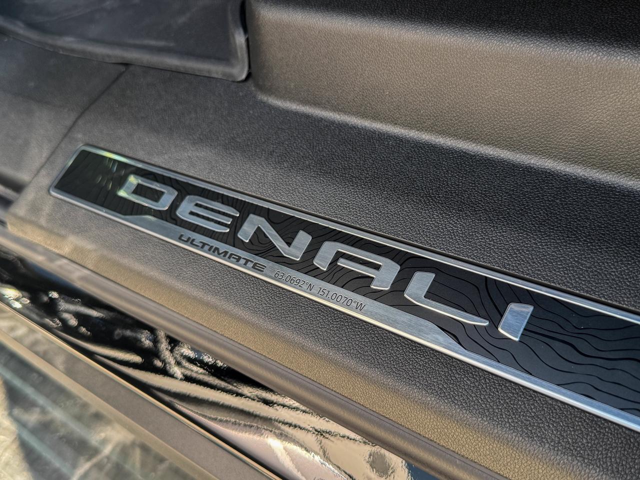 2026 GMC Yukon XL Denali Ultimate Photo