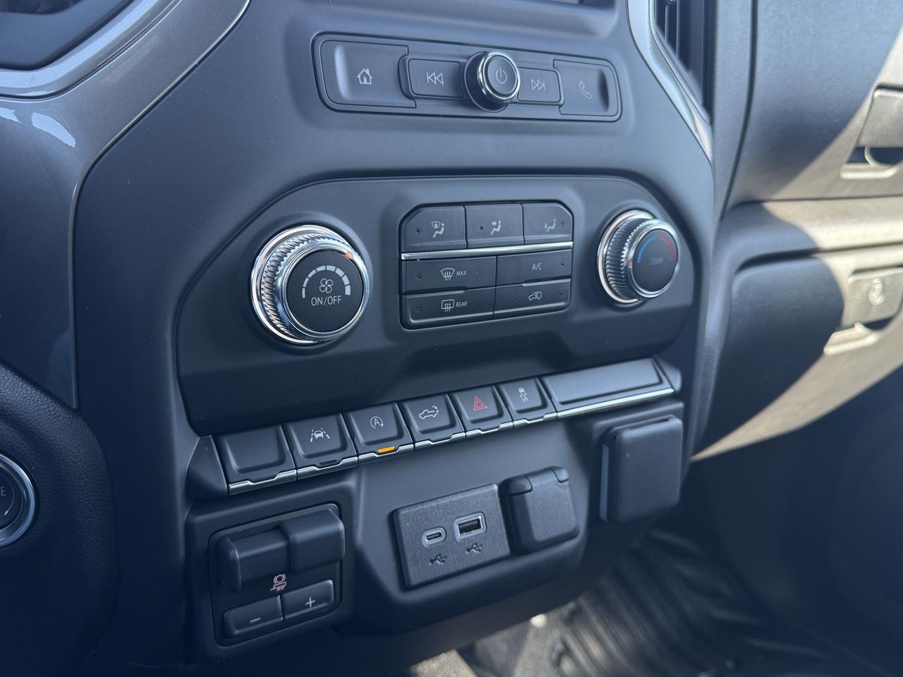 2026 GMC Sierra 1500 PRO Photo
