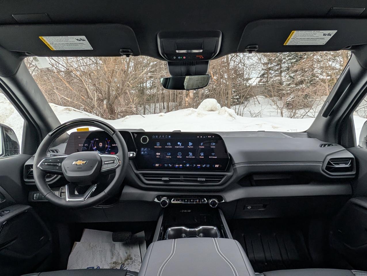 2025 Chevrolet Silverado EV Extended Range LT Photo