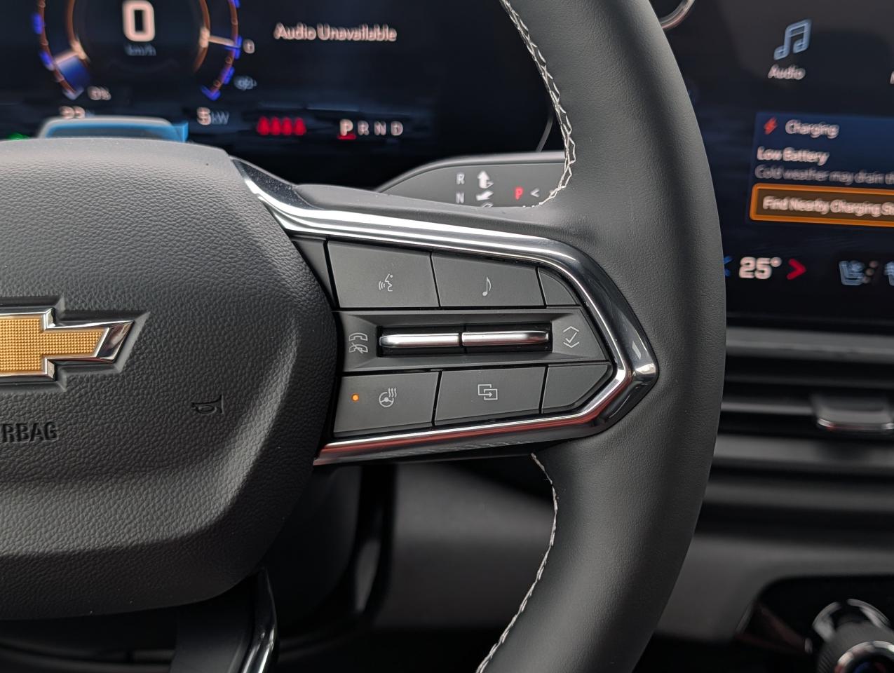 2025 Chevrolet Silverado EV Extended Range LT Photo