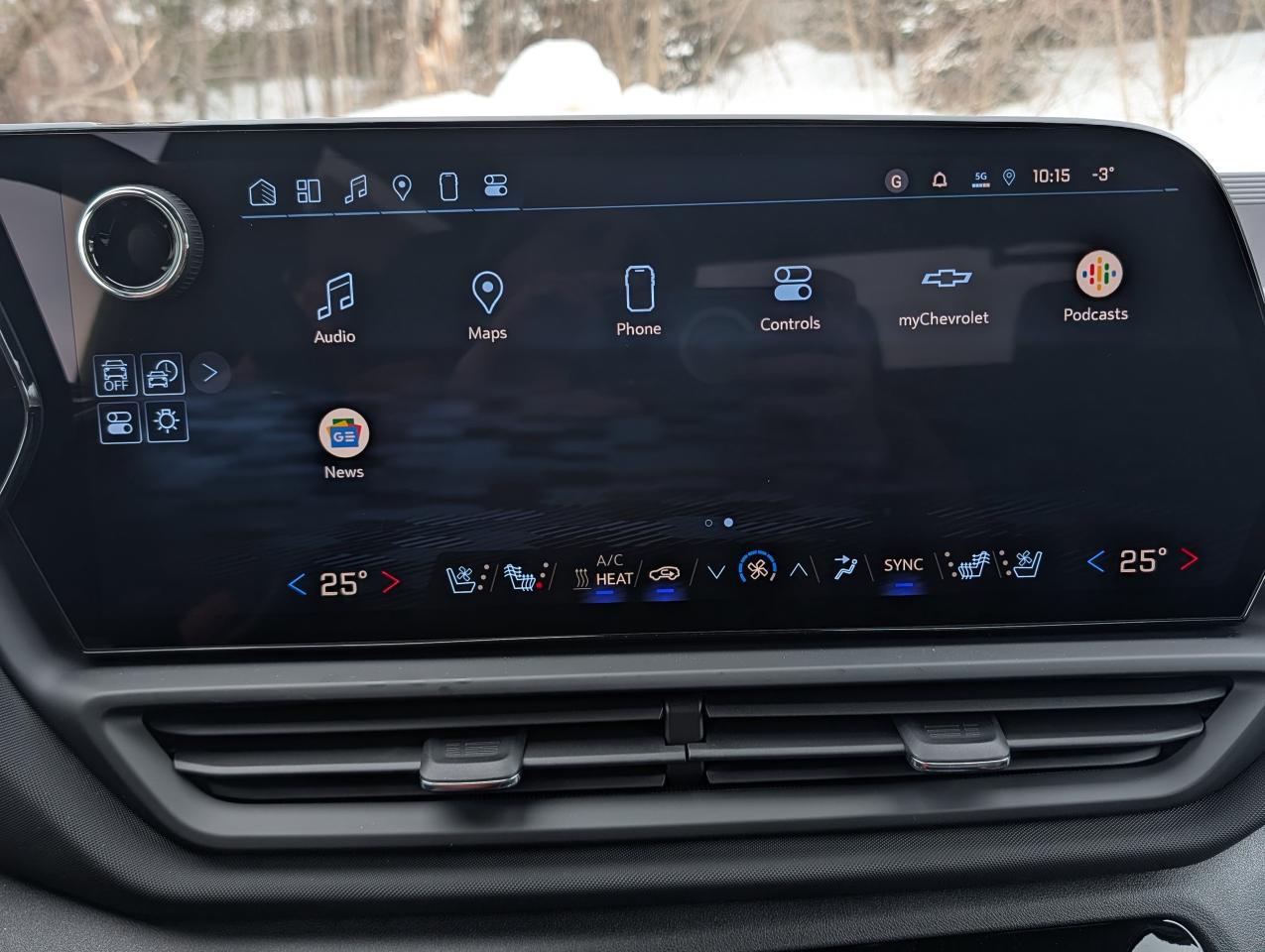 2025 Chevrolet Silverado EV Extended Range LT Photo