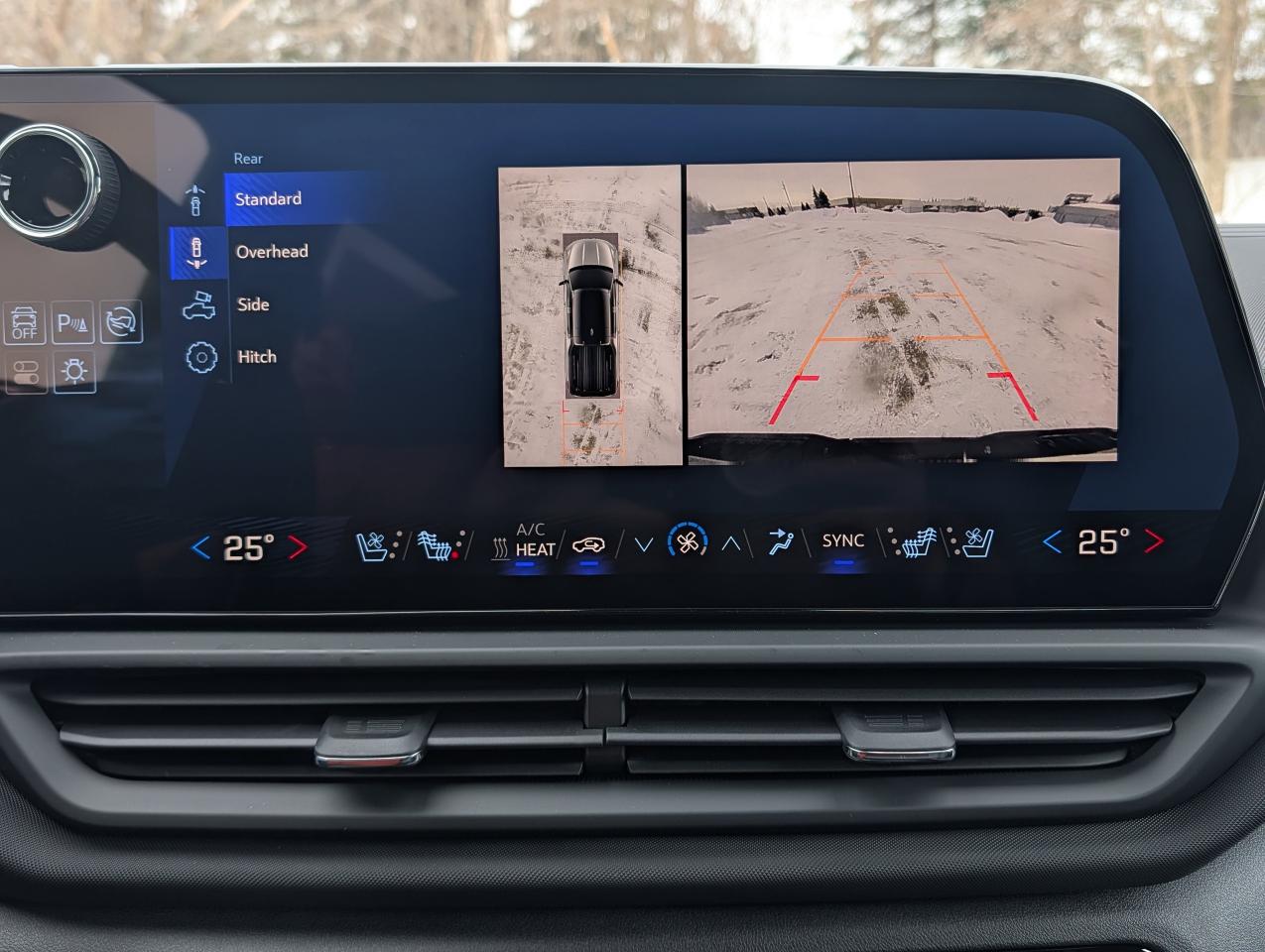 2025 Chevrolet Silverado EV Extended Range LT Photo