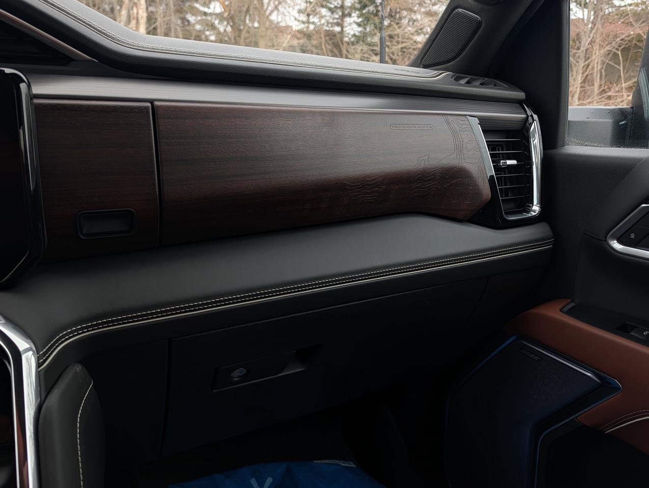 2026 GMC SIERRA 2500HD Denali Ultimate Photo