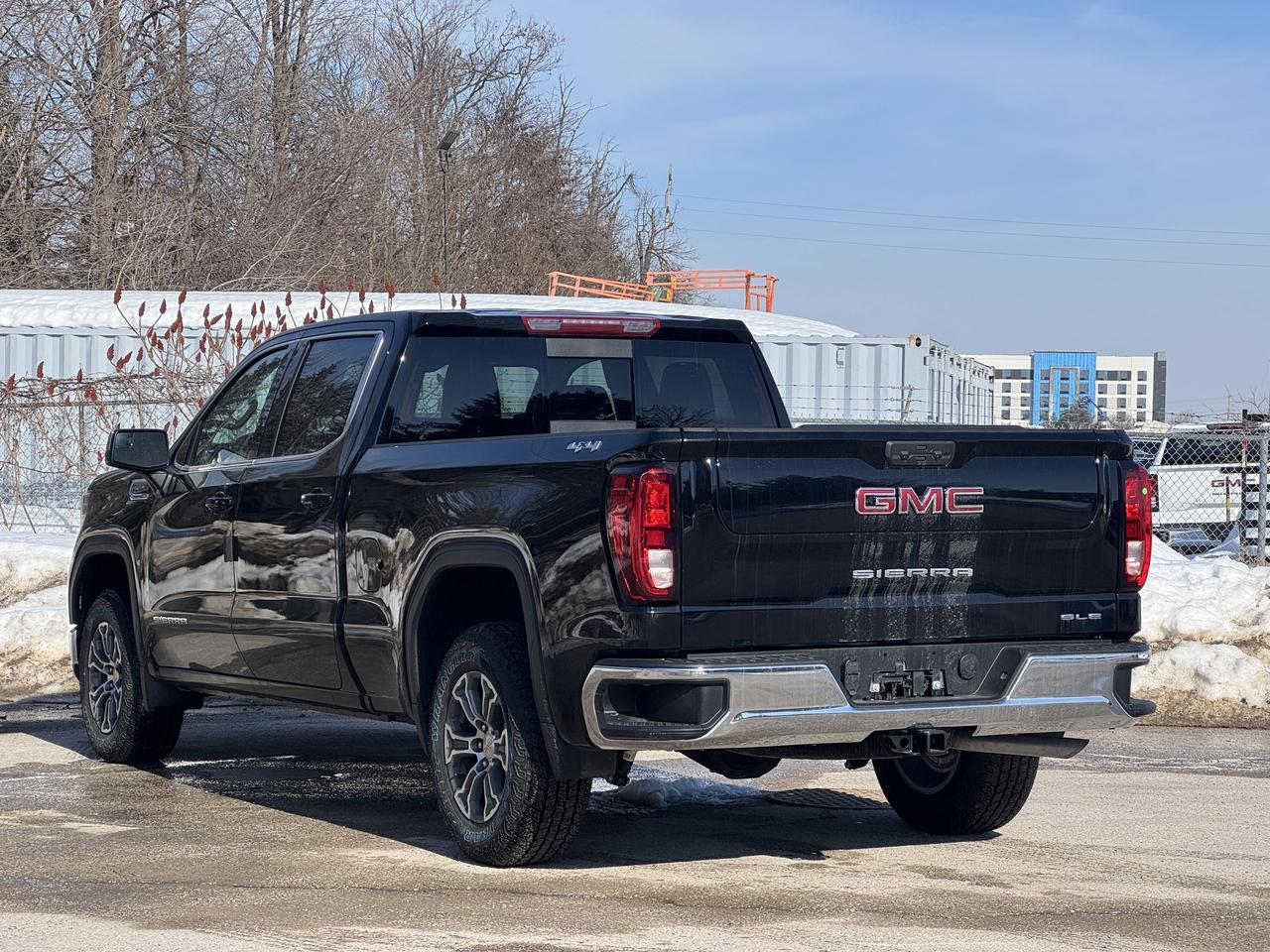 2026 GMC Sierra 1500 SLE Photo