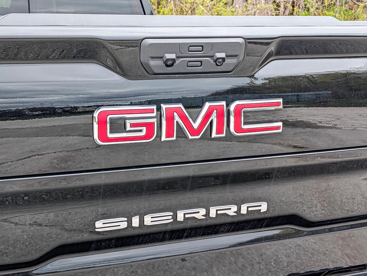 2026 GMC Sierra 1500 SLE Photo